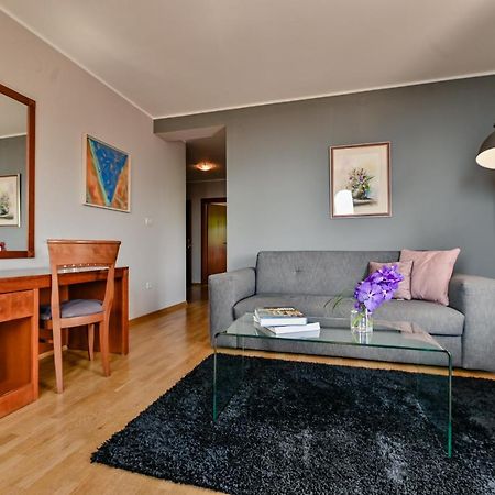 Hotel Laurus - Liburnia Опатия Экстерьер фото